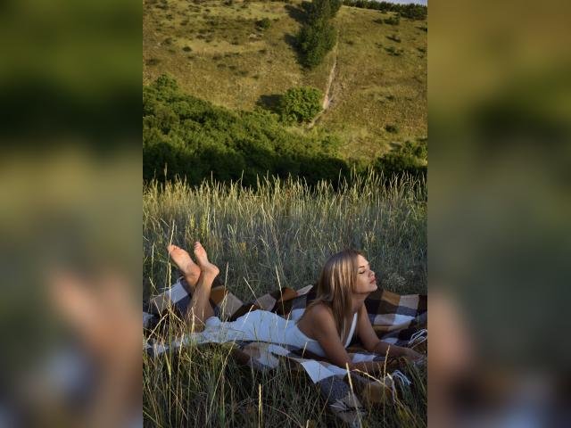 Welcome to cammodel profile for LunaFlinn