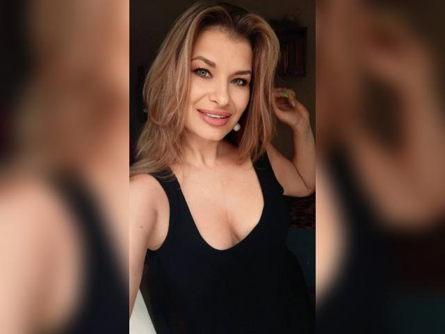 Welcome to cammodel profile for YourSecretWish7: Ask about my other interests