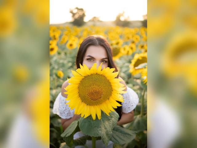 Explore your dreams with webcam model NewXTani35: Books/Reading