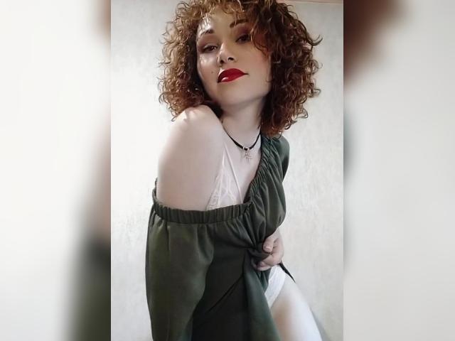 Visit Prettyredhead profile