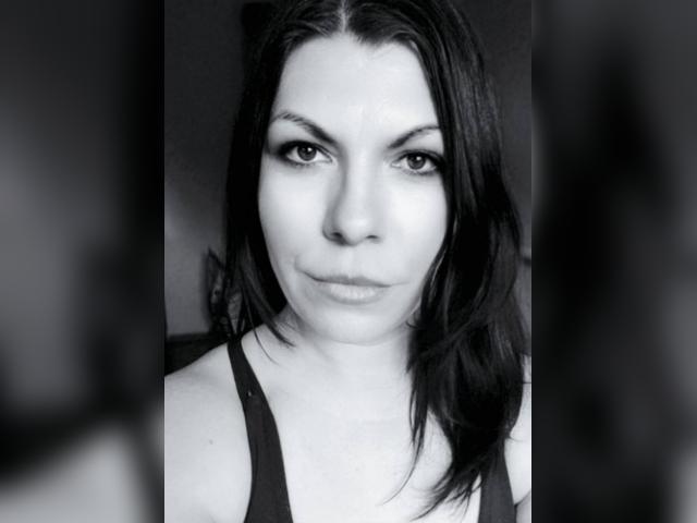 Visit VixenVibe profile