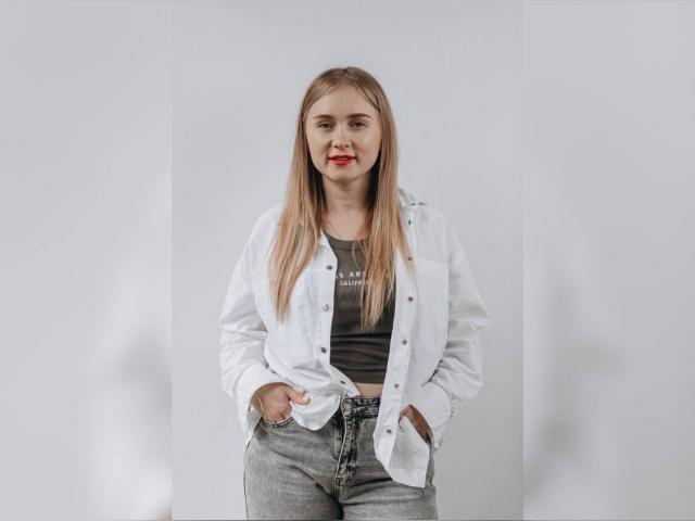Visit TenderBlonde profile