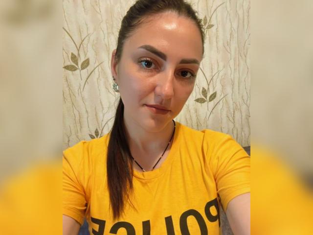 Visit DinaDimond profile