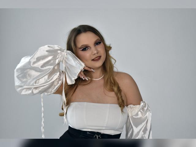 Visit MariaRobinson profile