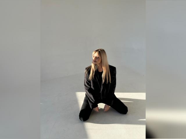 Visit CuteGirl7 profile