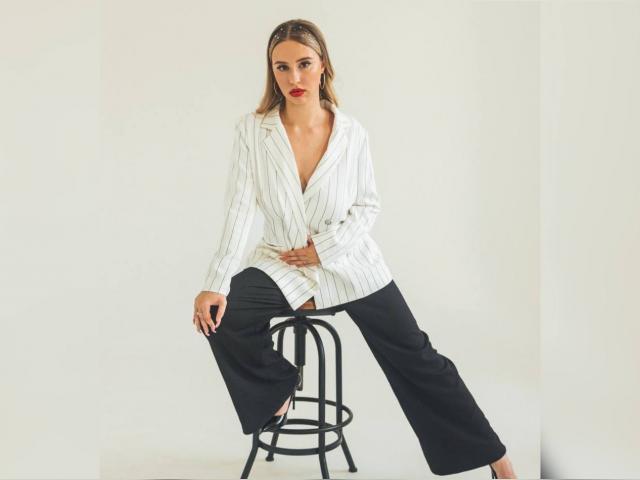 Visit Kat6hy profile