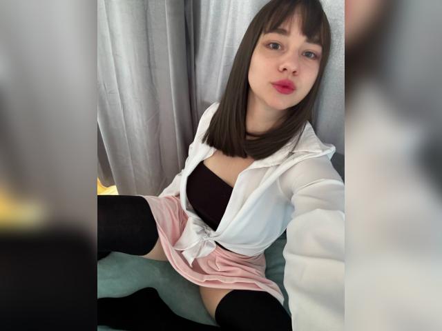 Visit MiaNuu profile