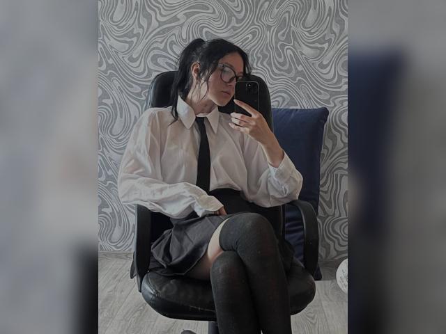 Visit AliceShine profile