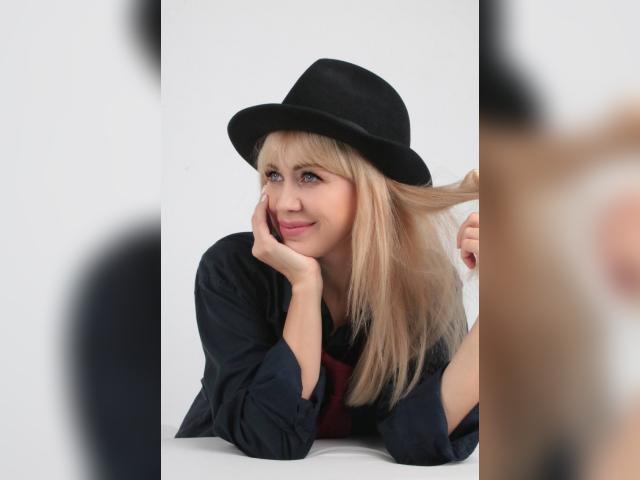 Visit ElanoraGrace profile