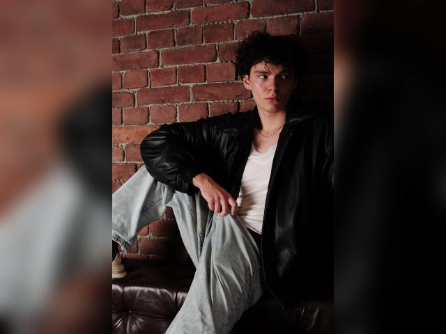 Visit TommyJamm profile
