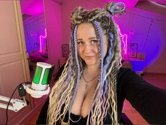 Visit LizzyShine profile