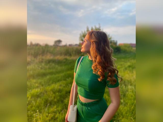 Visit ladyred1919 profile