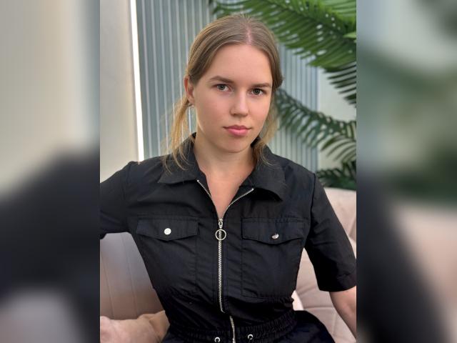 Visit AlidaB23 profile