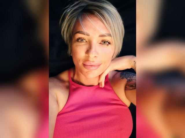 Visit MistressLisa profile
