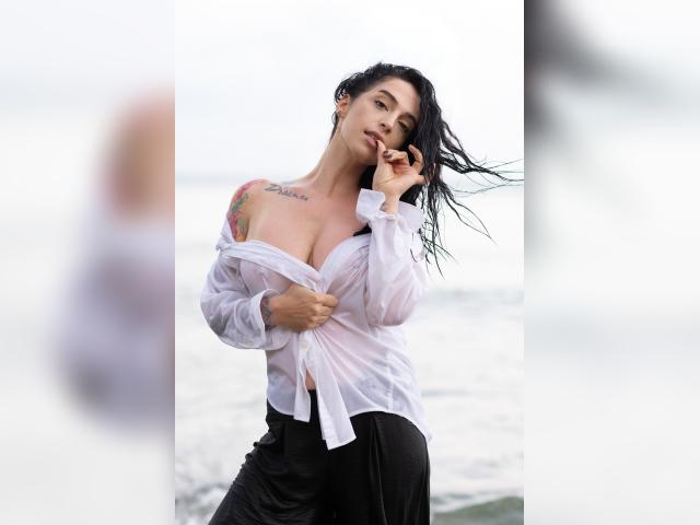 Visit MissJules profile