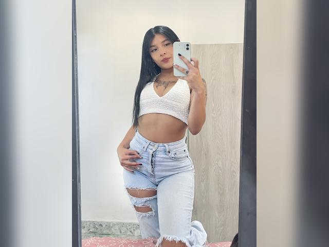 Visit BellaVice25 profile