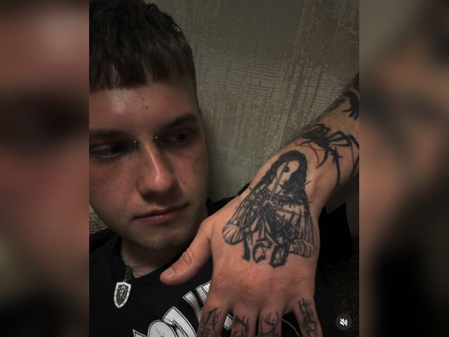 Visit petercold profile