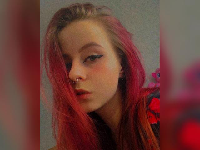 Visit RoxyBlaze profile