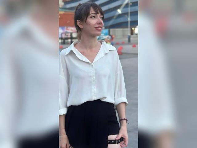 Visit Karlierri profile