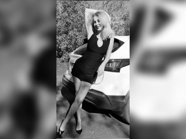 Visit SweettWomann profile