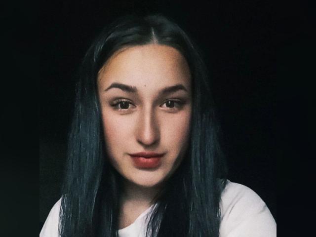 Visit almablack profile