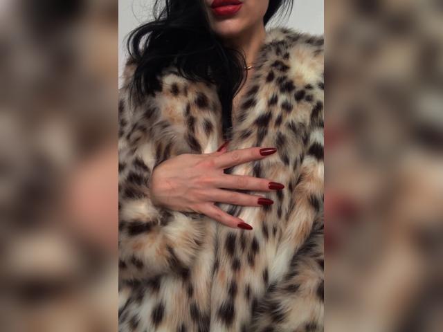 Visit TatianaWildX profile