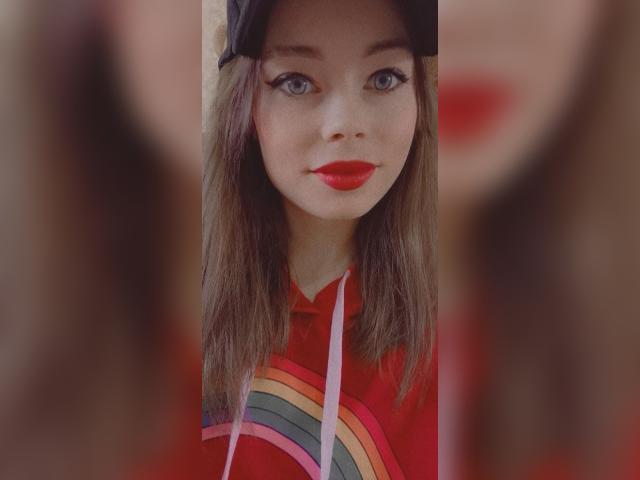 Visit AngelicaLaurs profile