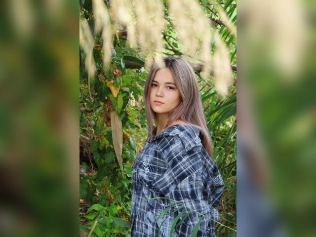 Visit Tavina profile