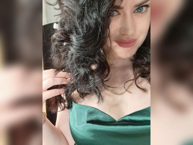 Visit Vikoniya profile