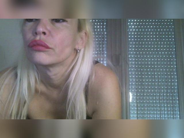 Visit eva645 profile