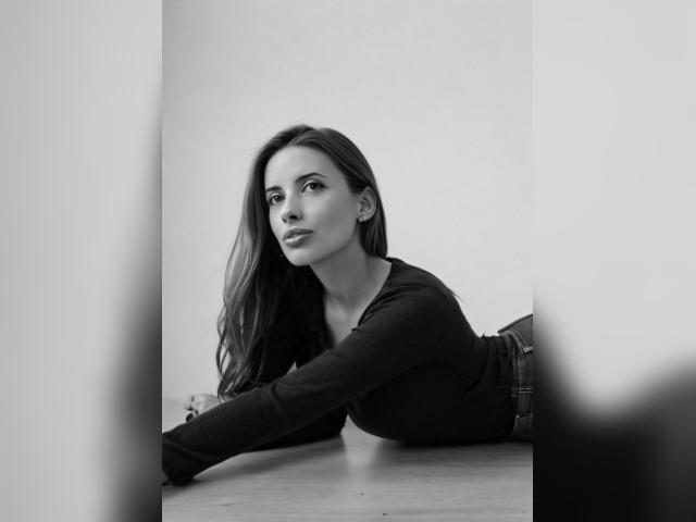 Visit LanaxMellory profile