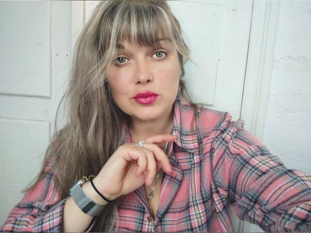 Visit KellyGentleTouc profile