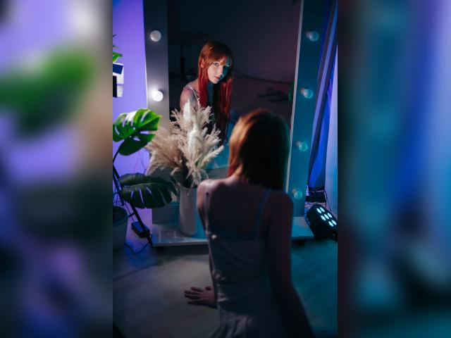 Visit loladollys profile