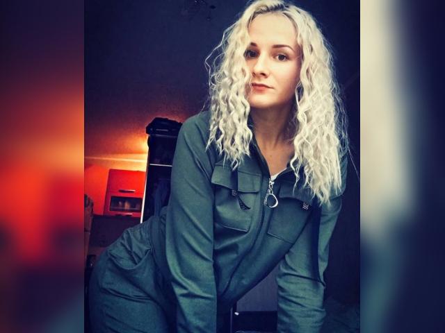 Visit Serenelle profile