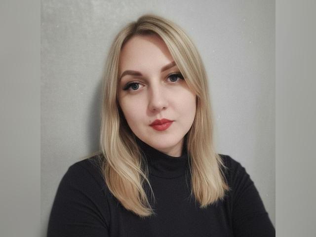 Visit BlondMilf profile