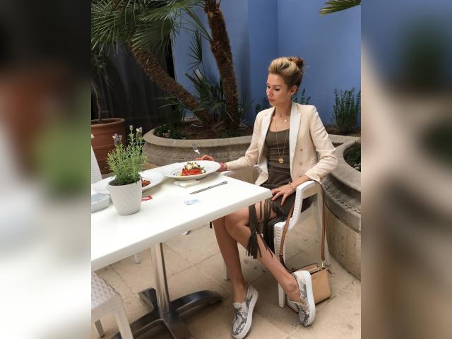 Visit MistressV profile