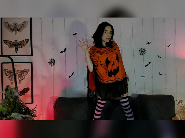 Visit lilithlunna profile