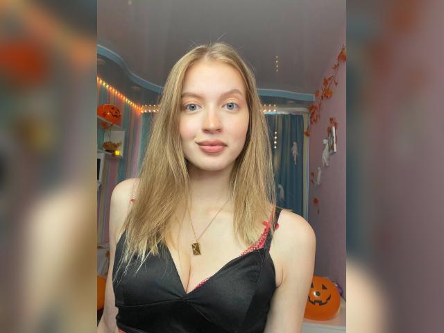 Visit AphroditeWOW profile