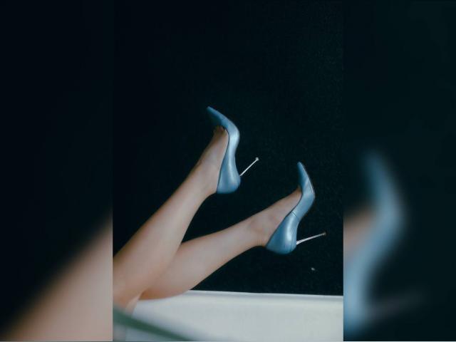 Visit 1GracefulKitty0 profile