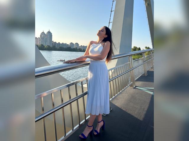 Visit LiraMoss profile