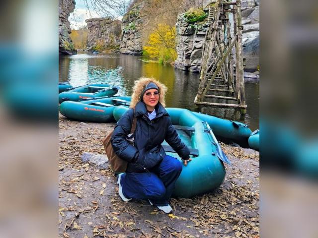 Visit AlexaCristal profile