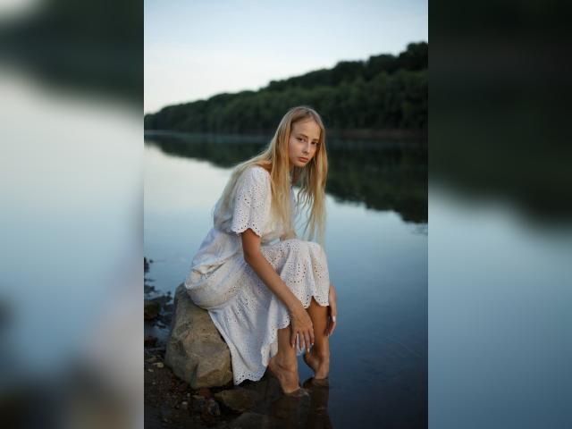 Visit ZellaMoon profile