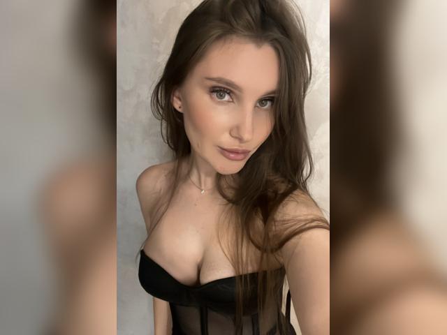 Visit Sweetgirl20255 profile