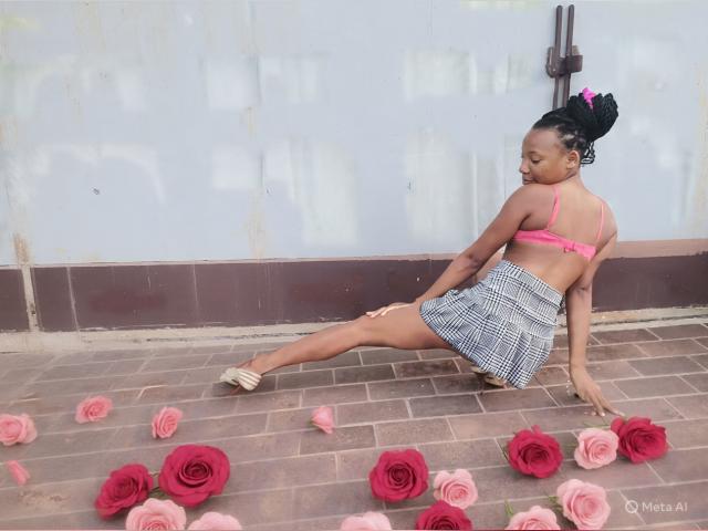 Visit NubianDollxx profile