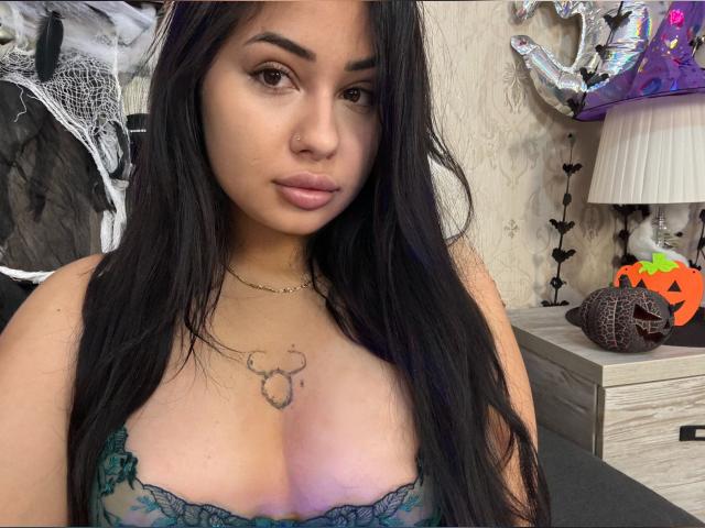 Visit AnaysDivine profile