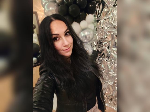 Visit Melan1e profile