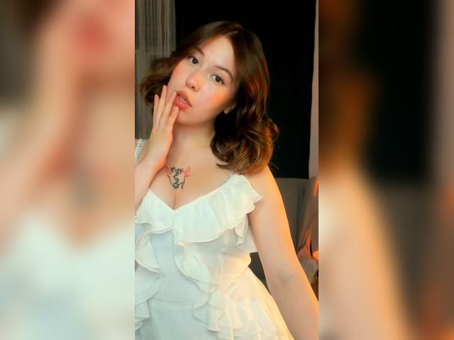 Visit LanaRoselle profile