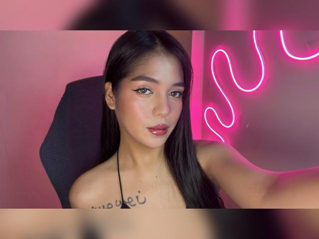 Visit SweetErika profile