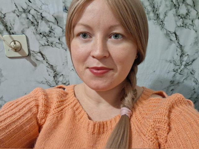 Visit sweetcandymmm profile