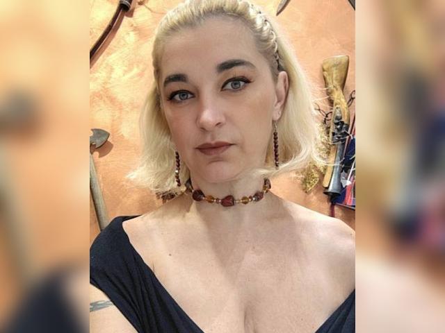 Visit GoldenAngel profile